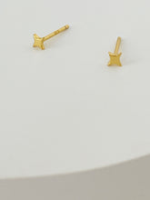 Load image into Gallery viewer, Starlet Stud Earrings
